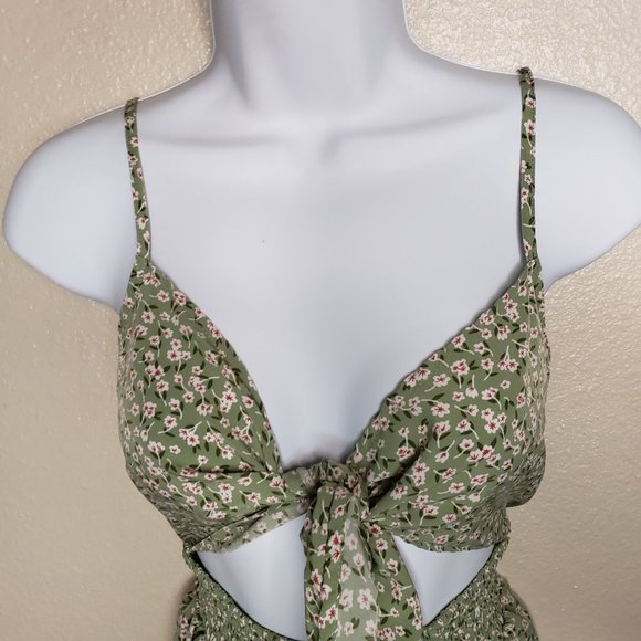 Hesperus Women's Summer Floral Romper Size Large - Picture 3 of 8